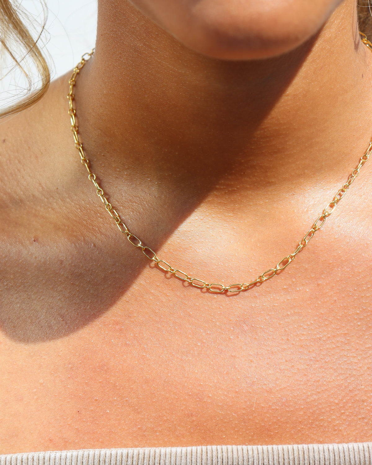 Model wearing 14k gold fill Brooklyn chain