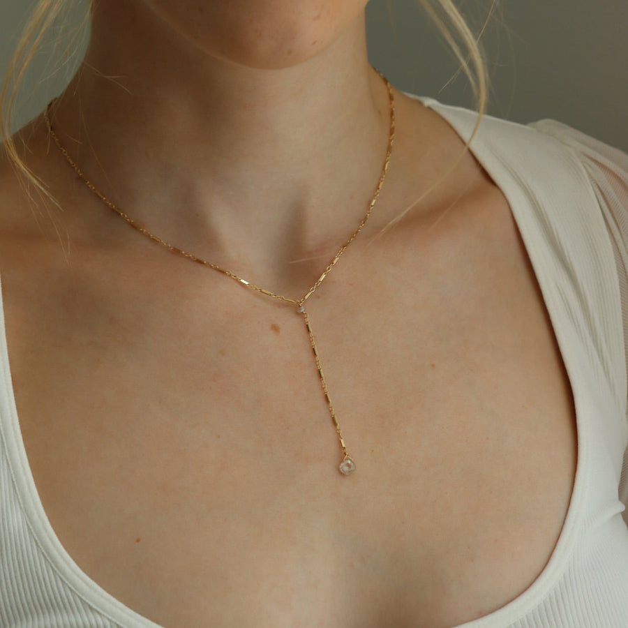 Chain and clear crystal lariat. Wedding Jewelry. Classic and Modern. Sterling Silver or 14k Gold Fill. Token Jewelry, handmade, hypoallergenic and waterproof.